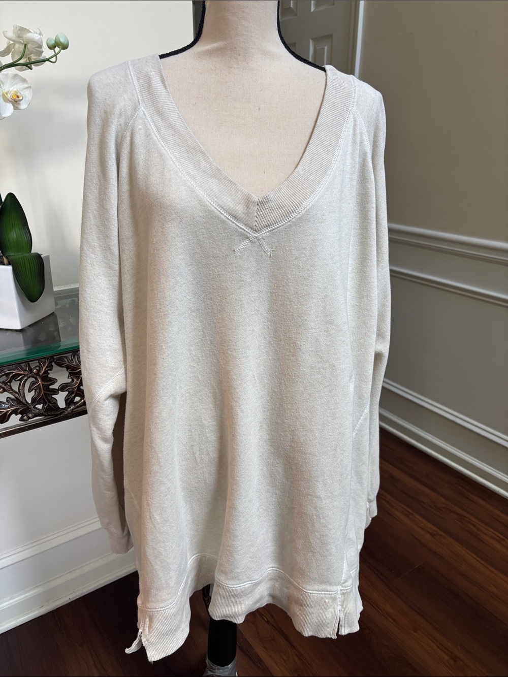 Aerie Cream Heathered Double V-Neck Sweatshirt size XL